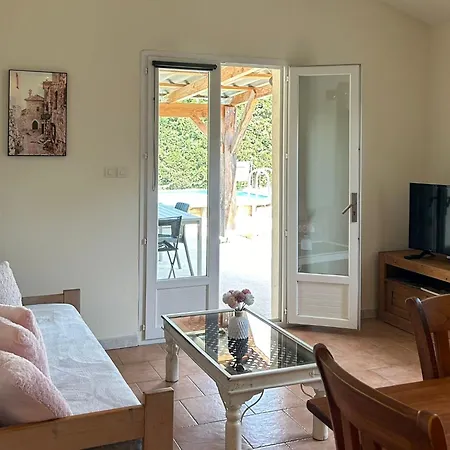 Le Les Chenes Piscine Privee Et Jacuzzi * Servas (Gard)