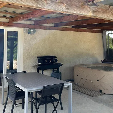 펜션 Le Les Chenes Piscine Privee Et Jacuzzi *